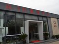 尚千灯位于昆山市千灯镇古镇与新镇发展轴线之上，汇集商业街区、精装复式公馆、商务办公等复合功能于一体，海纳超市、时尚购物及商业零售等多种业态，满足城市生活、购物、休闲、美食、娱乐、商务等多层次需求。