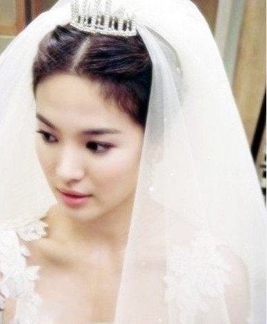 <em>明星们</em>绝美<em>婚纱</em>照!竟然有李宇春? –成都 地产