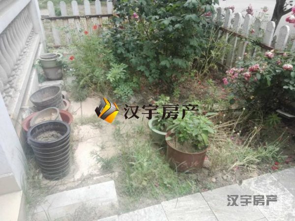 建业城市花园 学区房 精装 稀缺一二楼复式带院 看房随时免税