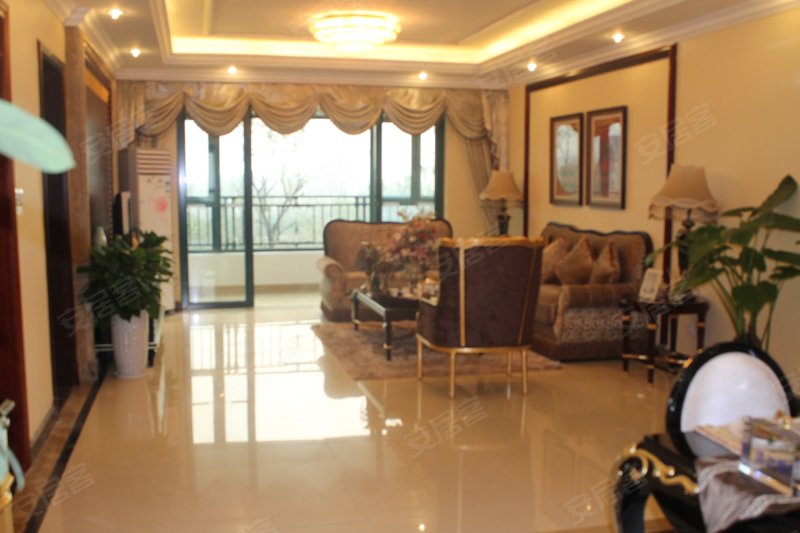 恒大翡翠华庭_户型图_样板间图_规划图_外景