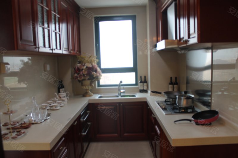 恒大翡翠华庭_户型图_样板间图_规划图_外景